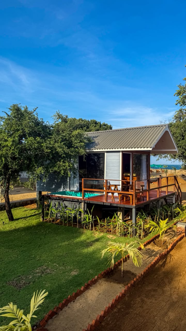 Arugam Bay villa exterior with ocean view